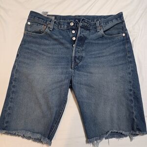 Levi's Light Blue 501 Button-Fly Denim Jeans